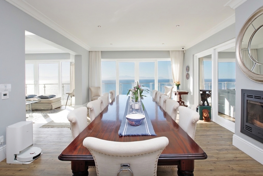7 Bedroom Property for Sale in Cairnside Western Cape